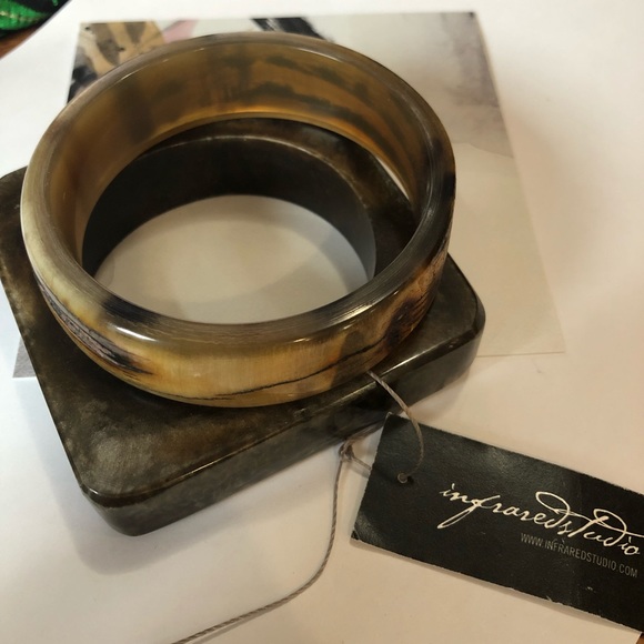 Vintage style Bangle set - resin & horn set - Picture 7 of 7